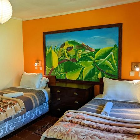 Lawns Hotel Lushoto Экстерьер фото