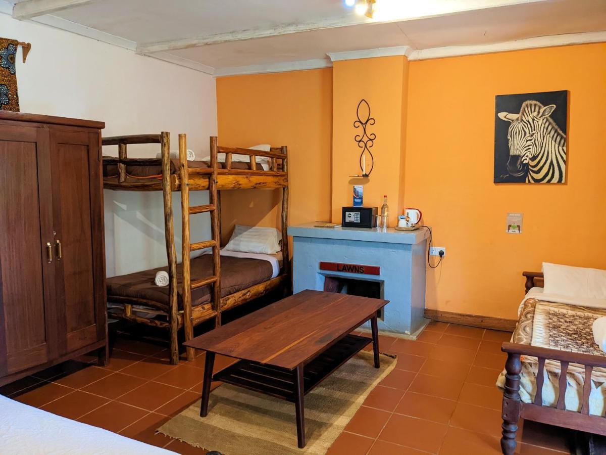 Lawns Hotel Lushoto Экстерьер фото