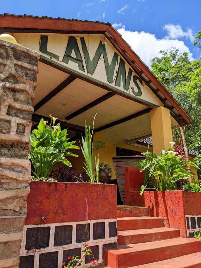 Lawns Hotel Lushoto Экстерьер фото