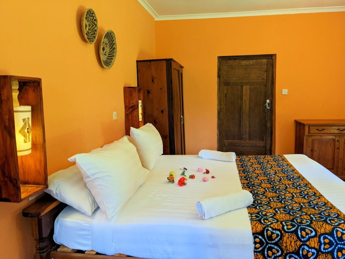Lawns Hotel Lushoto Экстерьер фото